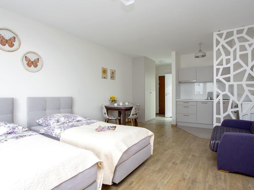 Manhattan Place Apartament Варшава Экстерьер фото
