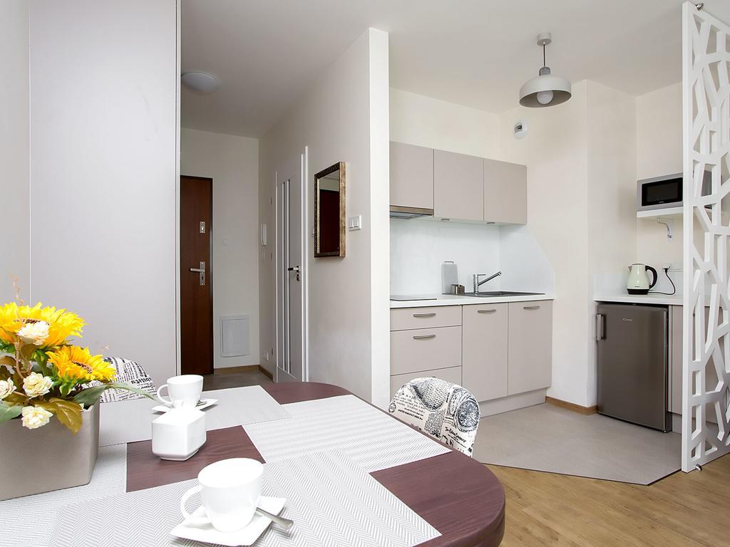 Manhattan Place Apartament Варшава Экстерьер фото